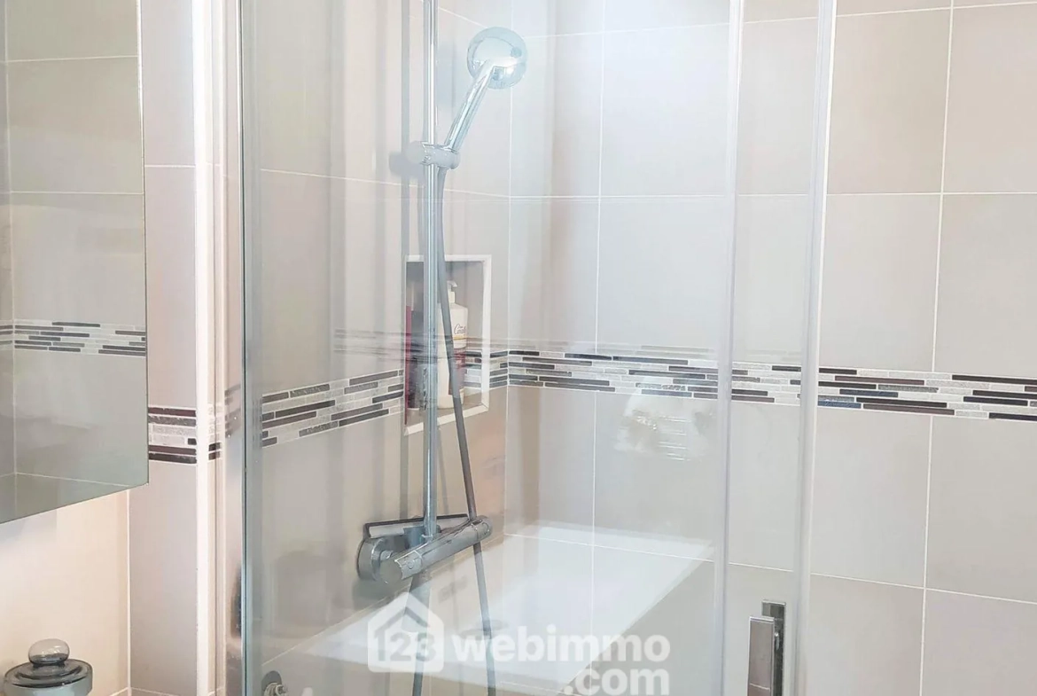 Charmant appartement T/3 de 59m² avec jardin à Saintes-Maries-de-la-Mer 