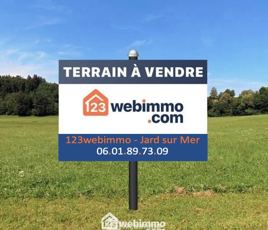 Terrain constructible de 955 m² à Saint-Hilaire-la-Forêt, proche plage 