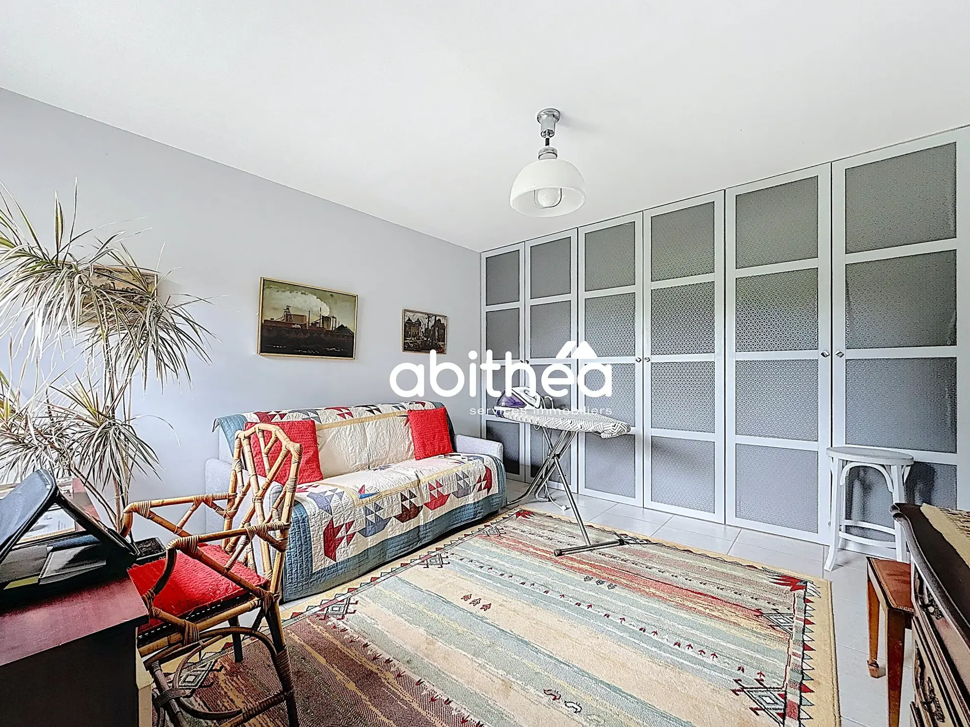 Maison individuelle moderne avec jardin et dépendance à Goeulzin 