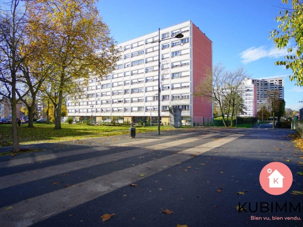 Appartement T3 à vendre à Meaux - 72 m² avec loggia, cave et stationnement sécurisé