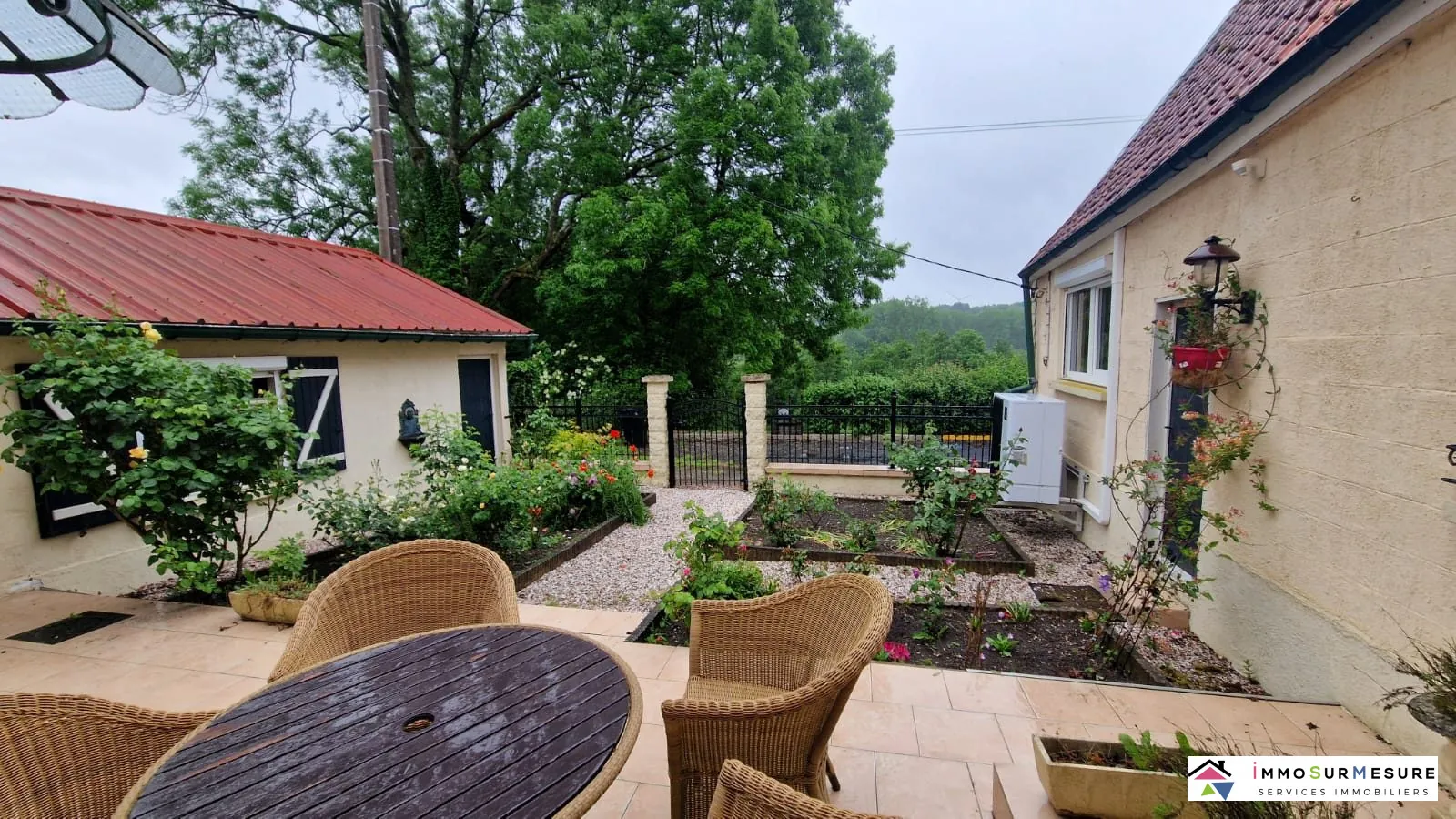 Maison spacieuse avec grand jardin à Ligny-sur-Canche 