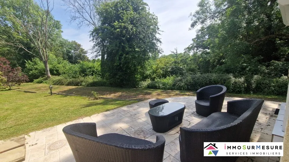 Maison spacieuse avec grand jardin à Ligny-sur-Canche 