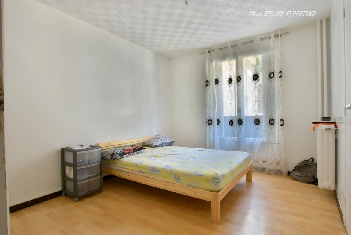 Appartement T3 de 68 m² avec parking sécurisé à Marseille 13004 