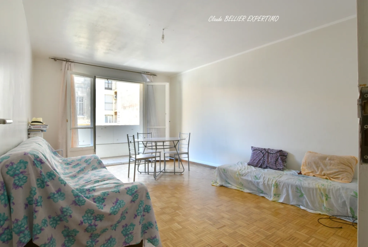 Appartement T3 de 68 m² avec parking sécurisé à Marseille 13004 