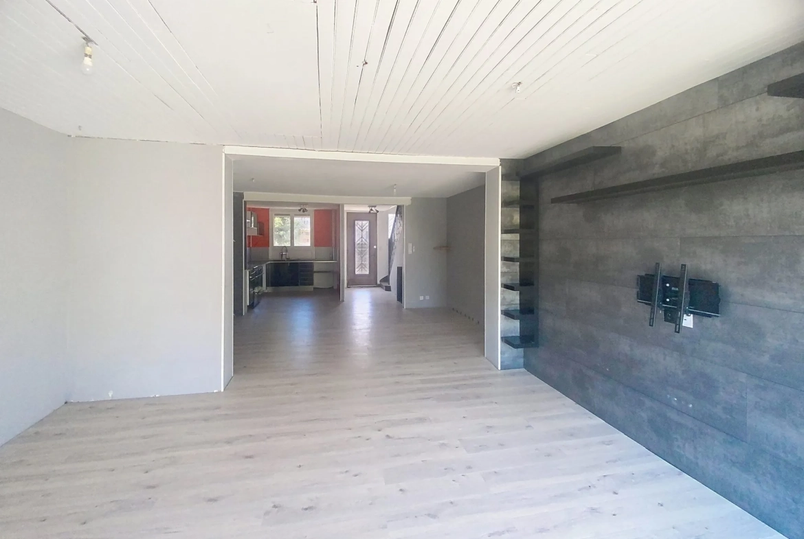 Maison à vendre à Albi de 100 m² avec terrasse et potentiel de rénovation 