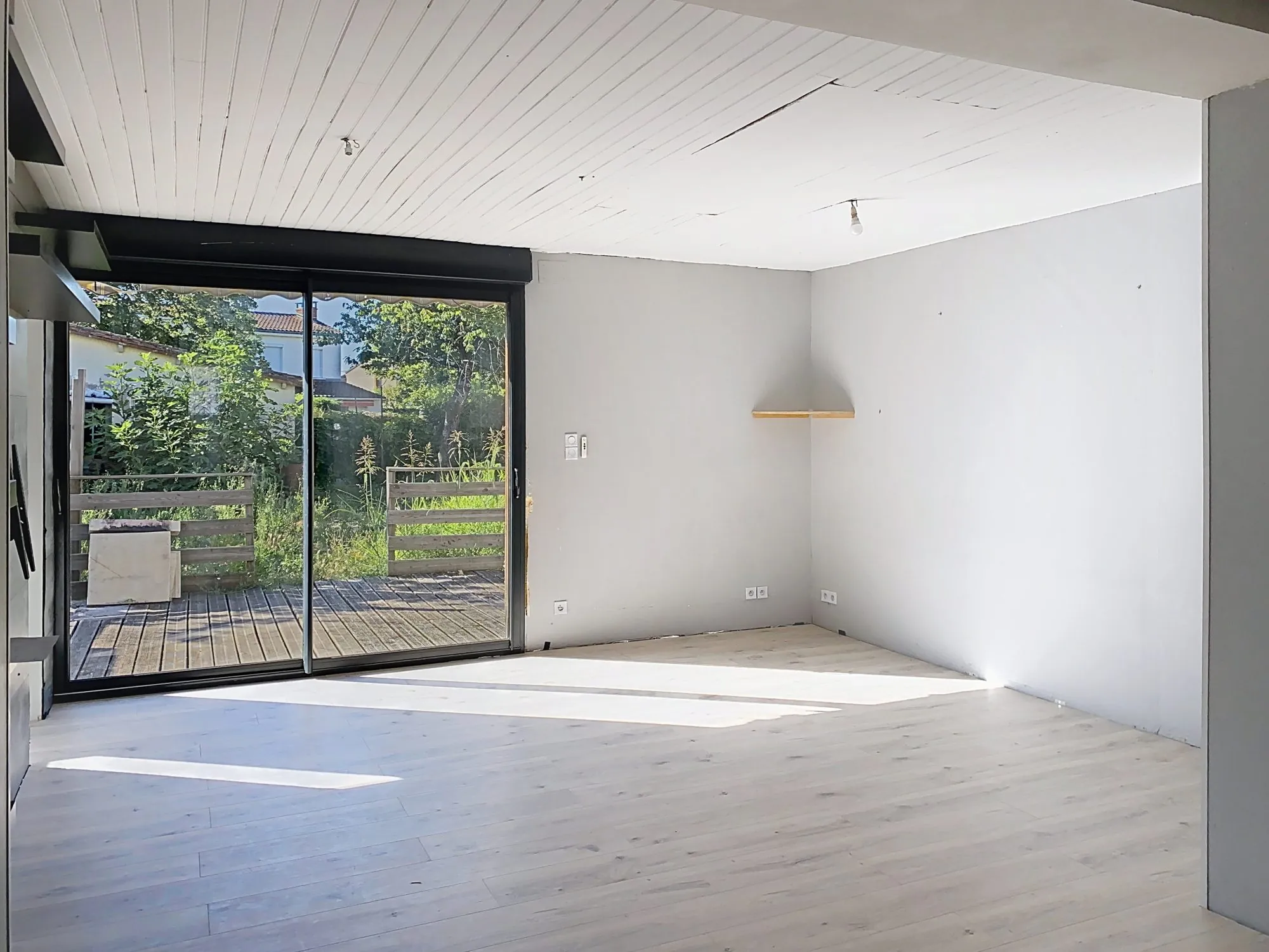 Maison à vendre à Albi de 100 m² avec terrasse et potentiel de rénovation 
