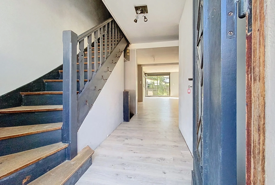 Maison à vendre à Albi de 100 m² avec terrasse et potentiel de rénovation 