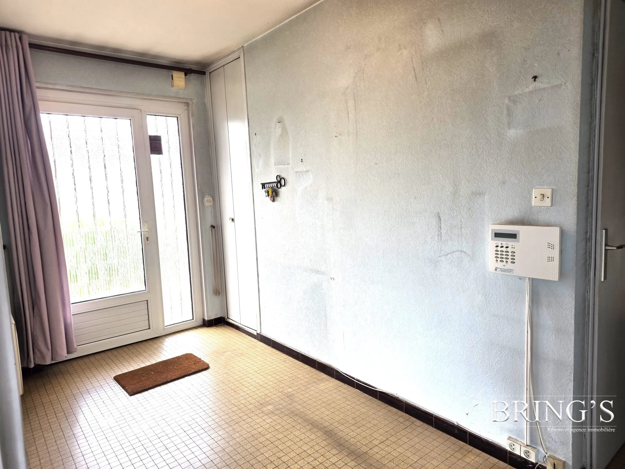 Pavillon individuel à Lantefontaine de 100 m² avec jardin et sous-sol complet 