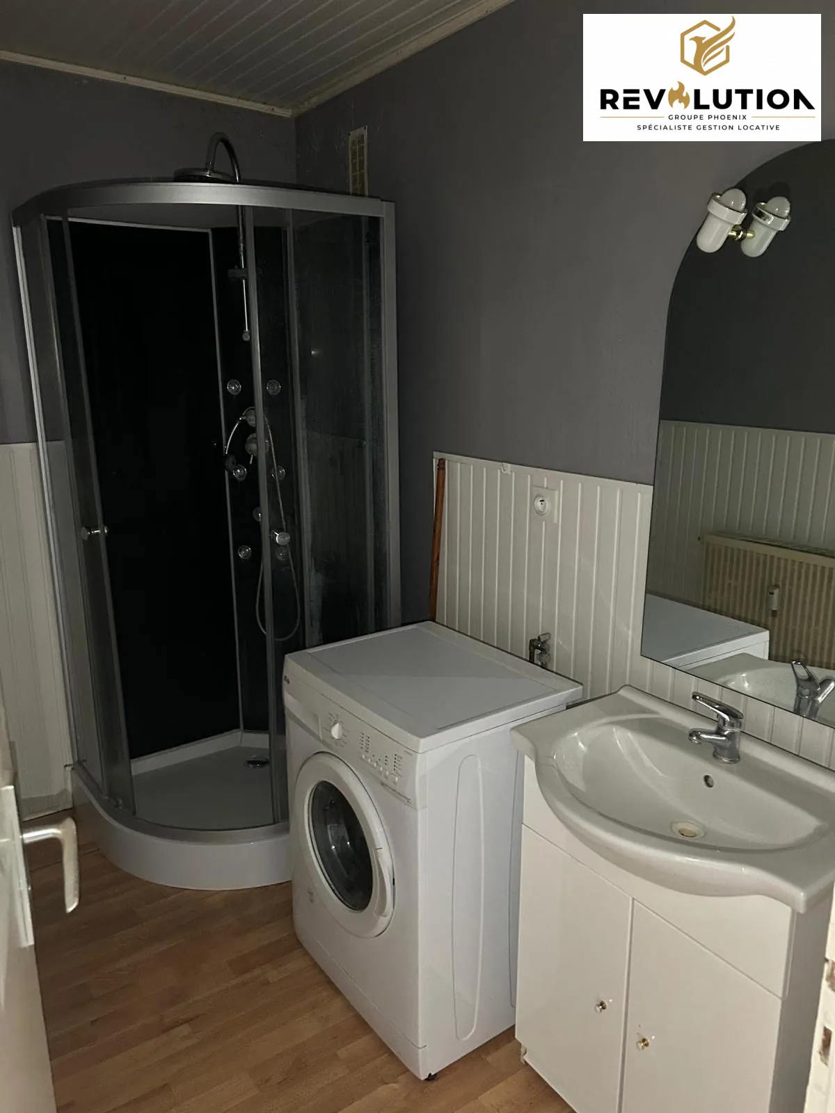 Appartement T2 rénové de 58m² à Cambrai, résidence avec ascenseur et cave, idéal investissement 