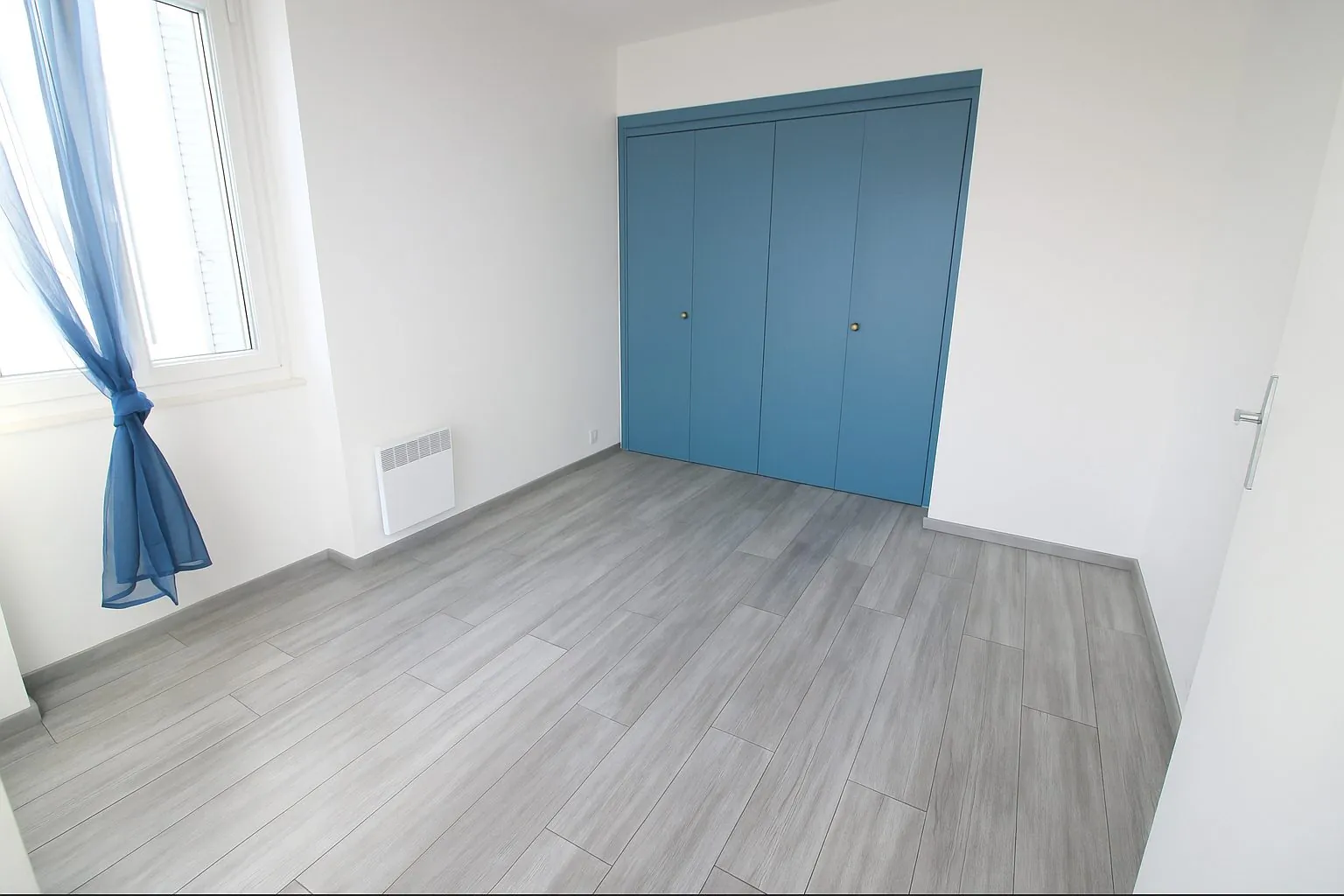 Appartement T2 à Guyancourt de 46 m² avec parking et cave 