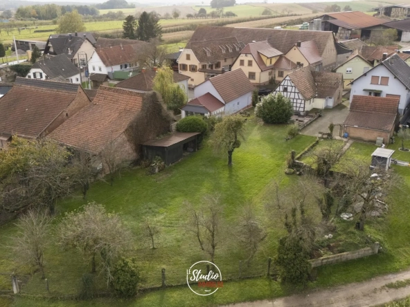 Terrain constructible à Forstheim de 1184 m² au calme en Alsace Nord