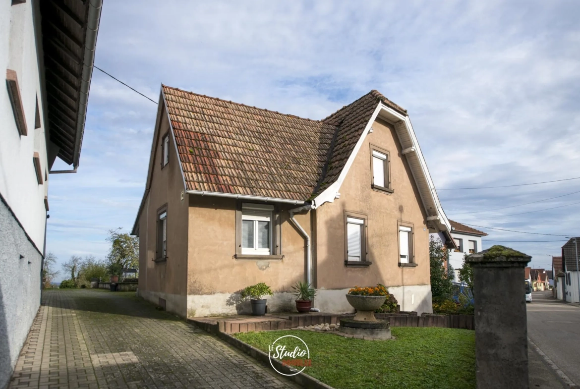 Terrain constructible à Forstheim de 1184 m² au calme en Alsace Nord 