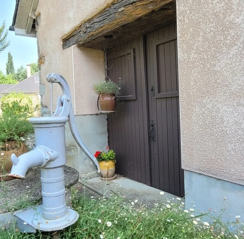 Maison traditionnelle à Mauléon-Licharre avec jardin de 400 m², 4 chambres et charme d'époque 
