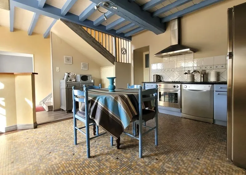 Maison traditionnelle à Mauléon-Licharre avec jardin de 400 m², 4 chambres et charme d'époque 