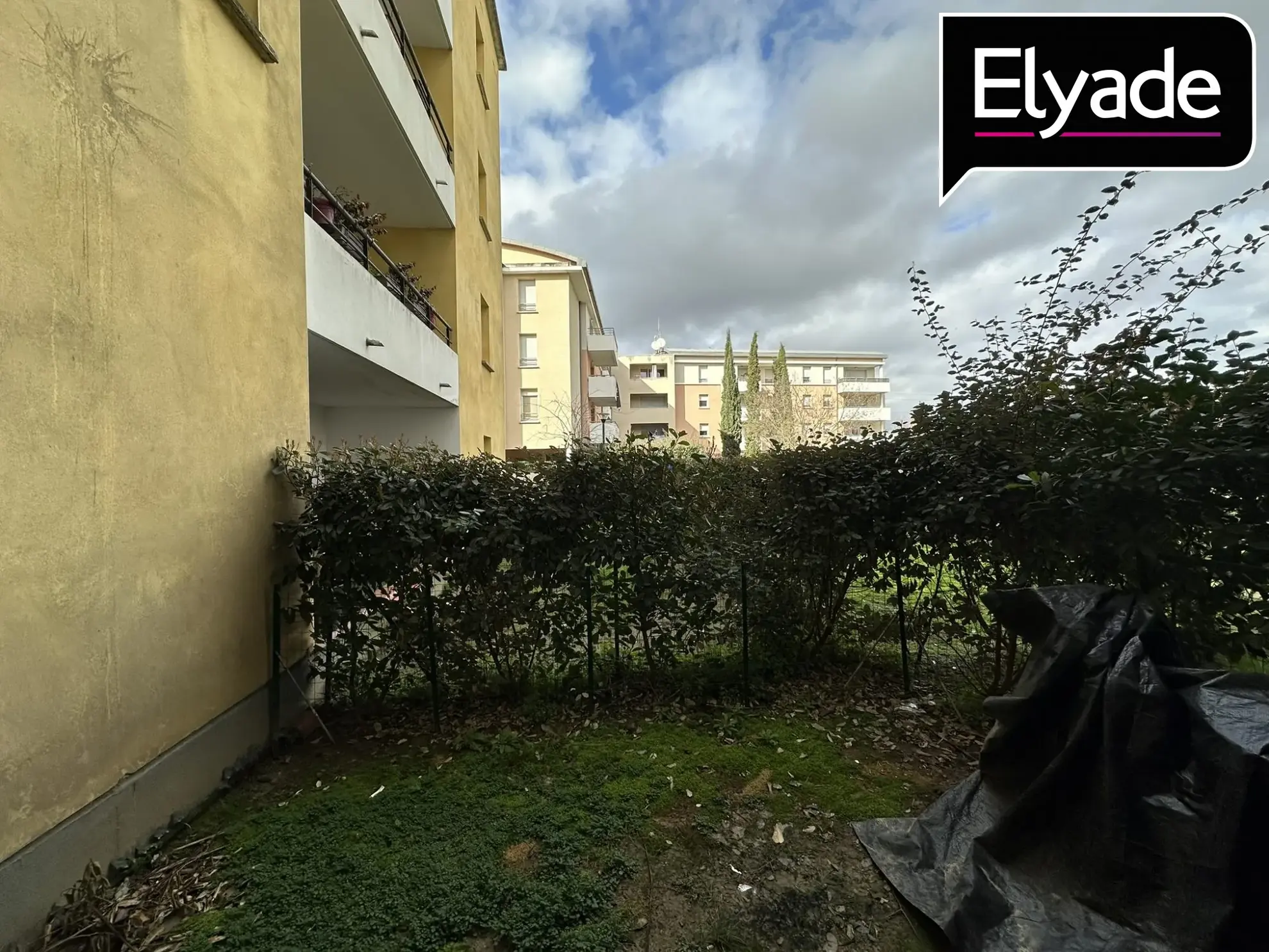 À vendre appartement T2 avec terrasse et box privé à Toulouse, idéal investisseur 