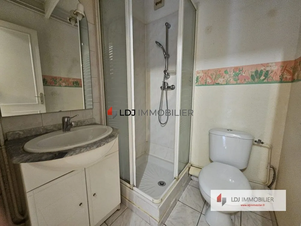 Appartement de 100 m² à Perpignan avec balcon et cave 