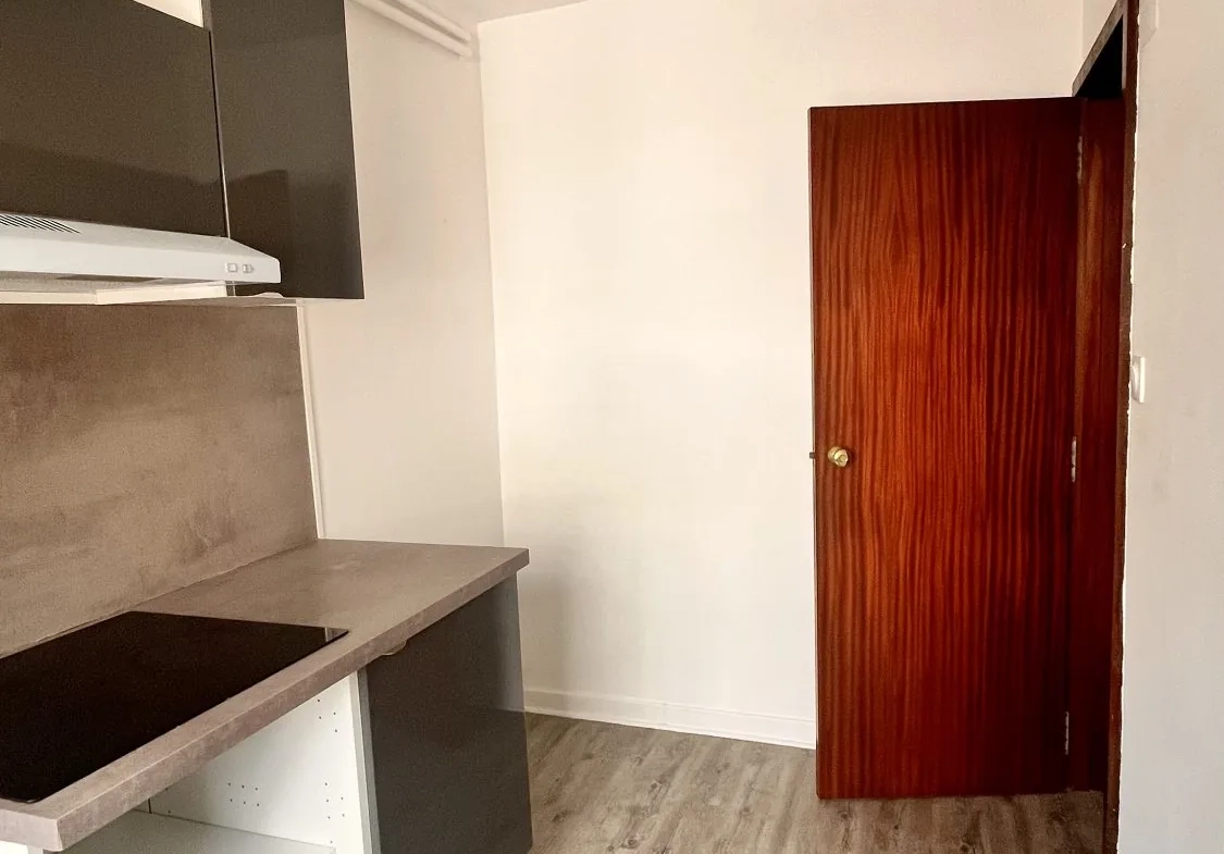 Appartement 4 pièces à Nancy Sacré-Cœur avec balcon et cave 