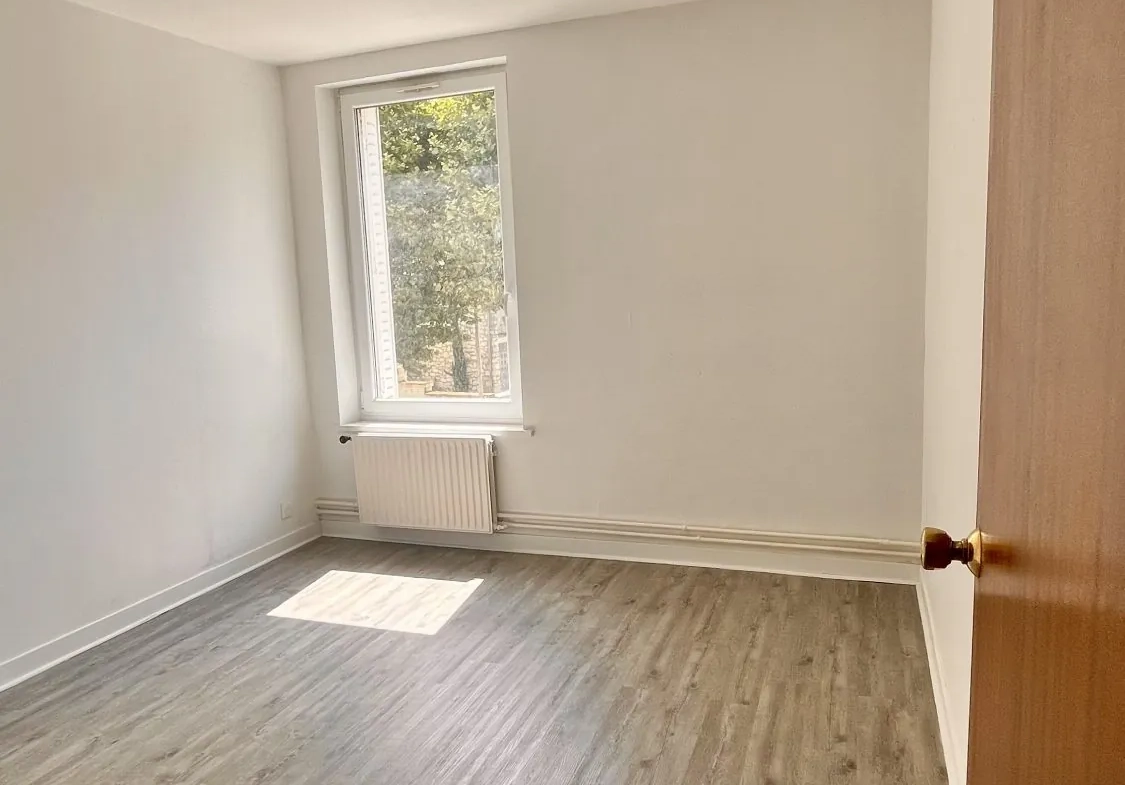 Appartement 4 pièces à Nancy Sacré-Cœur avec balcon et cave 