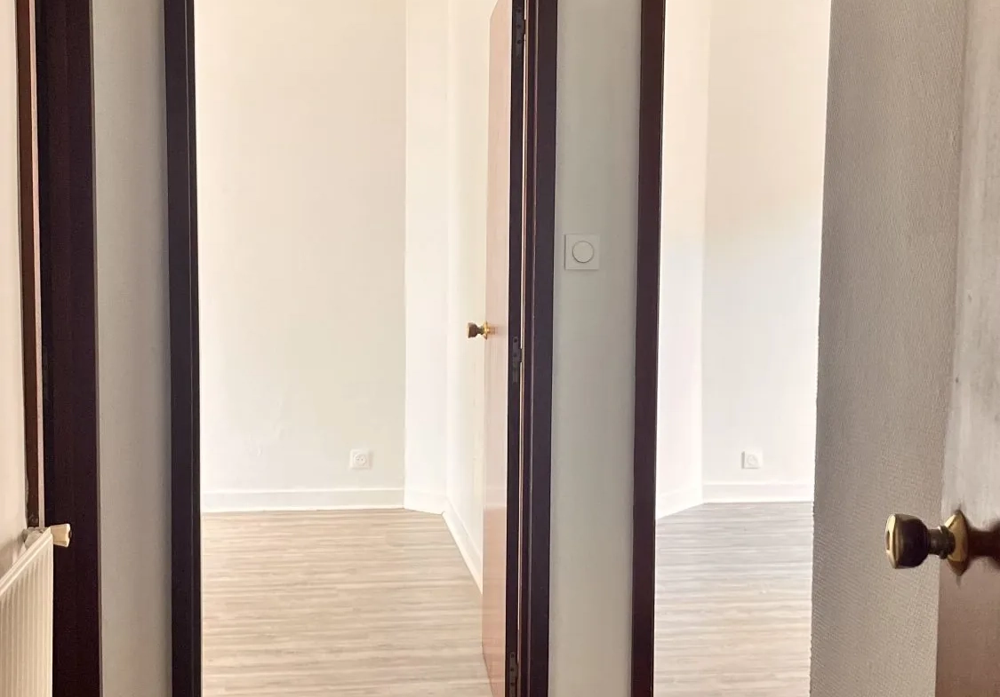 Appartement 4 pièces à Nancy Sacré-Cœur avec balcon et cave 