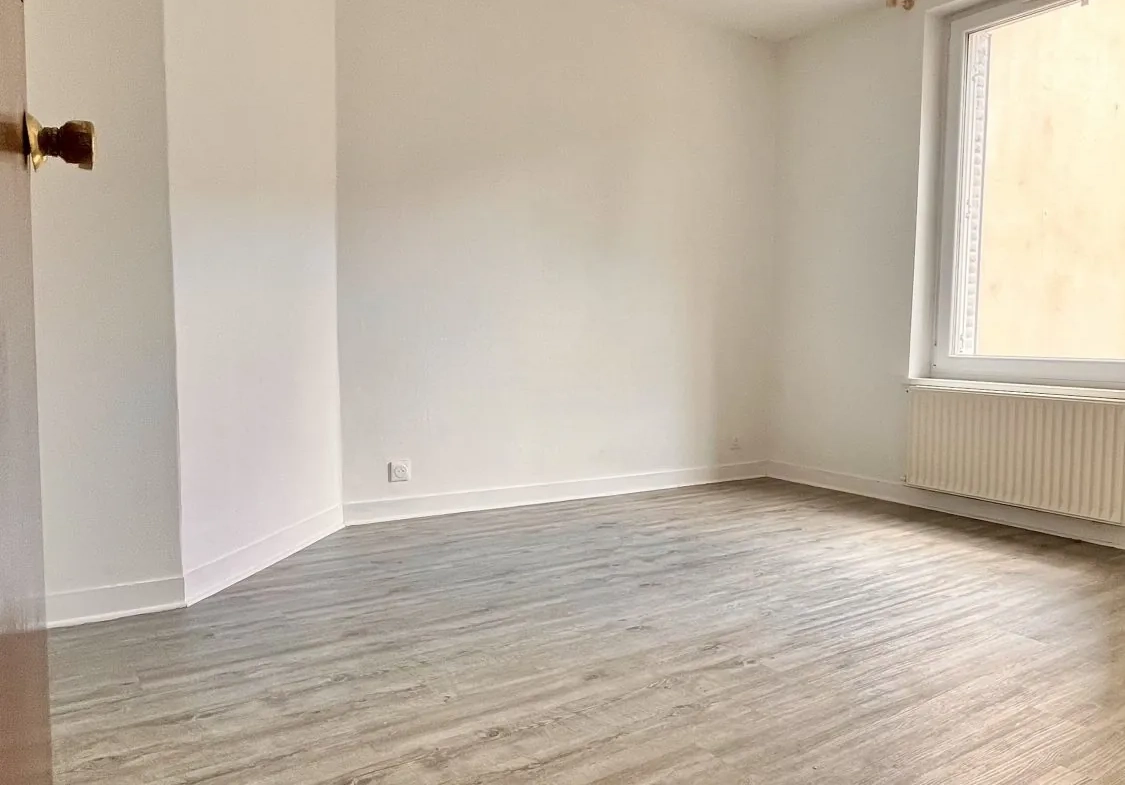 Appartement 4 pièces à Nancy Sacré-Cœur avec balcon et cave 