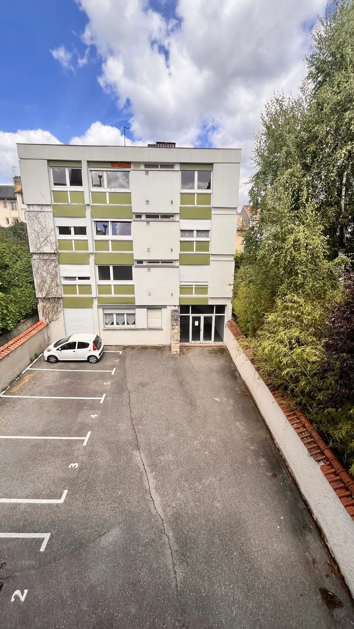 Appartement 4 pièces à Nancy Sacré-Cœur avec balcon et cave 