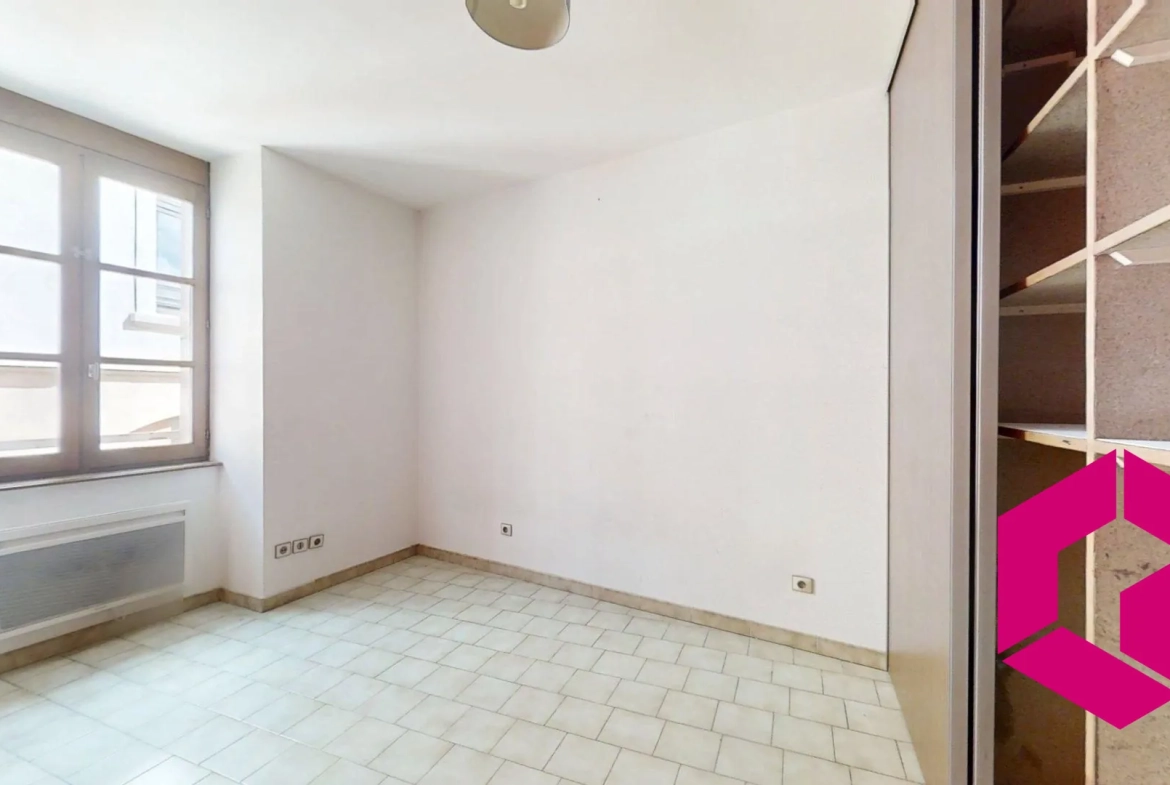 Appartement T5 avec balcon à vendre à Annonay - 120 m² 