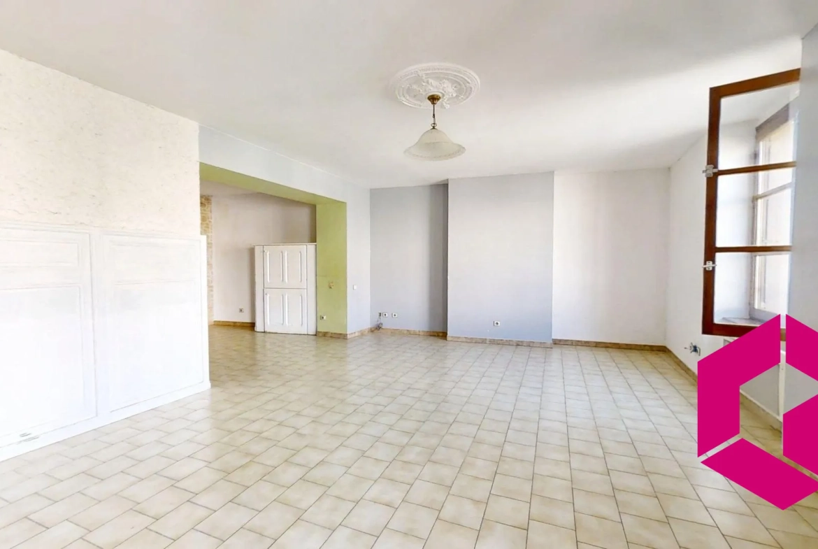 Appartement T5 avec balcon à vendre à Annonay - 120 m² 