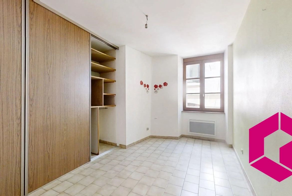 Appartement T5 avec balcon à vendre à Annonay - 120 m² 