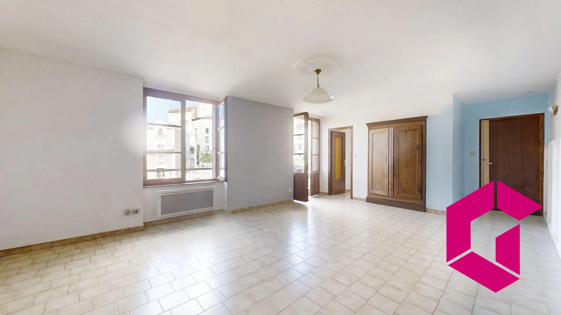 Appartement T5 avec balcon à vendre à Annonay - 120 m² 