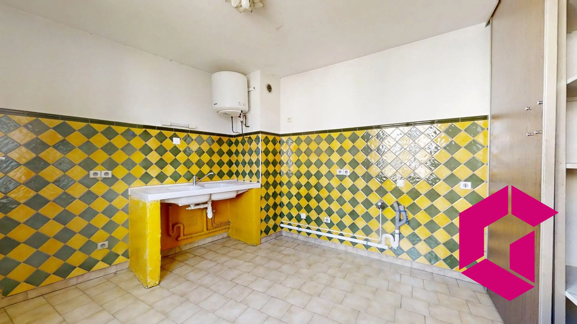 Appartement T5 avec balcon à vendre à Annonay - 120 m² 