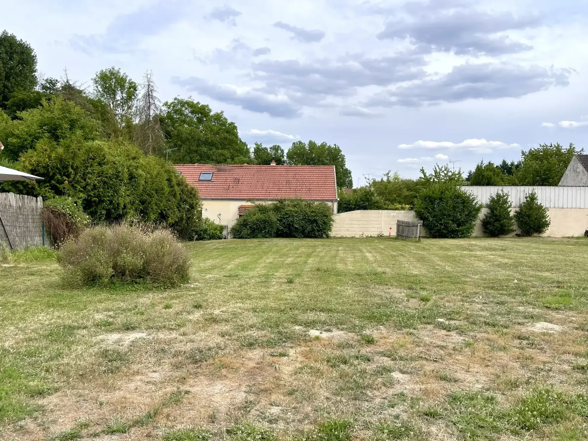 Terrain constructible de 965 m² à Congis-sur-Thérouanne, proche Paris et Meaux 