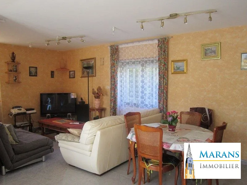 Maison traditionnelle 3 chambres avec jardin à Sainte-Radégonde-des-Noyers 