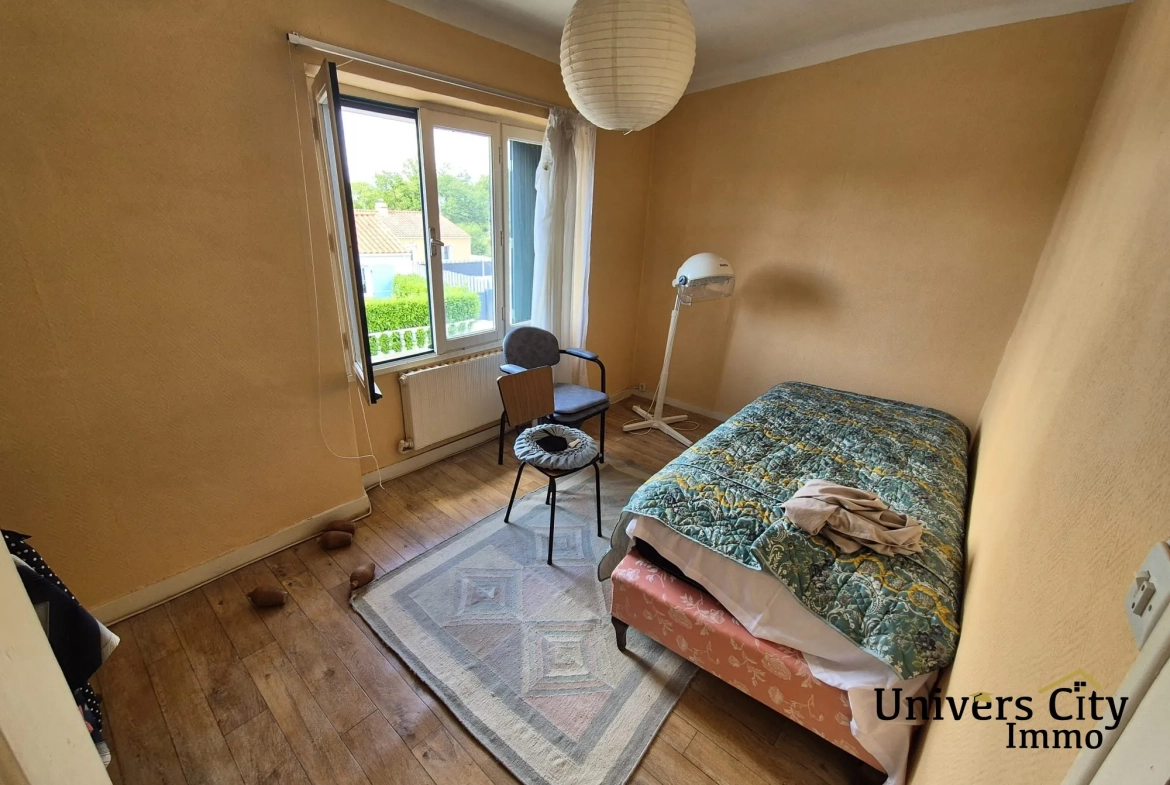 Maison à vendre à Legé avec jardin de 300 m² - Bon état 