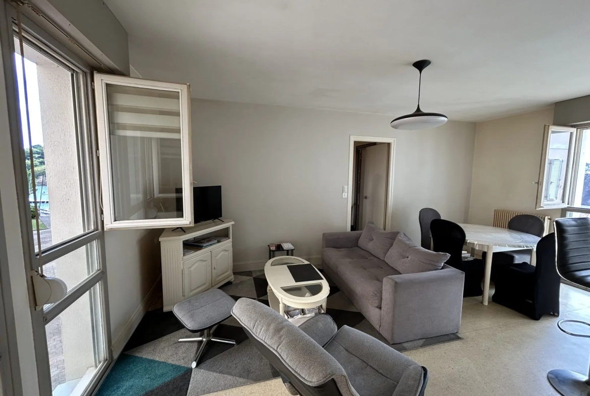 Appartement T3 traversant à Douarnenez Tréboul, proche plages et commerces 