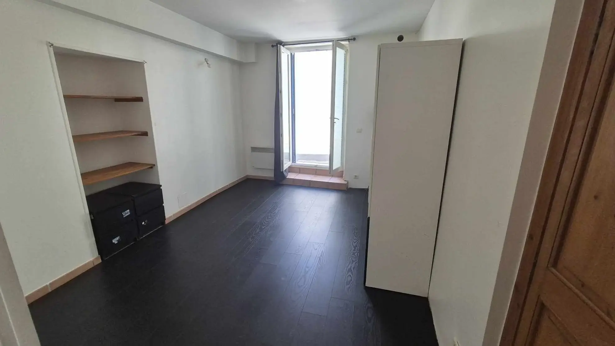 Charmant appartement T3 de 85 m² à Saussines avec cave et extérieur partagé 