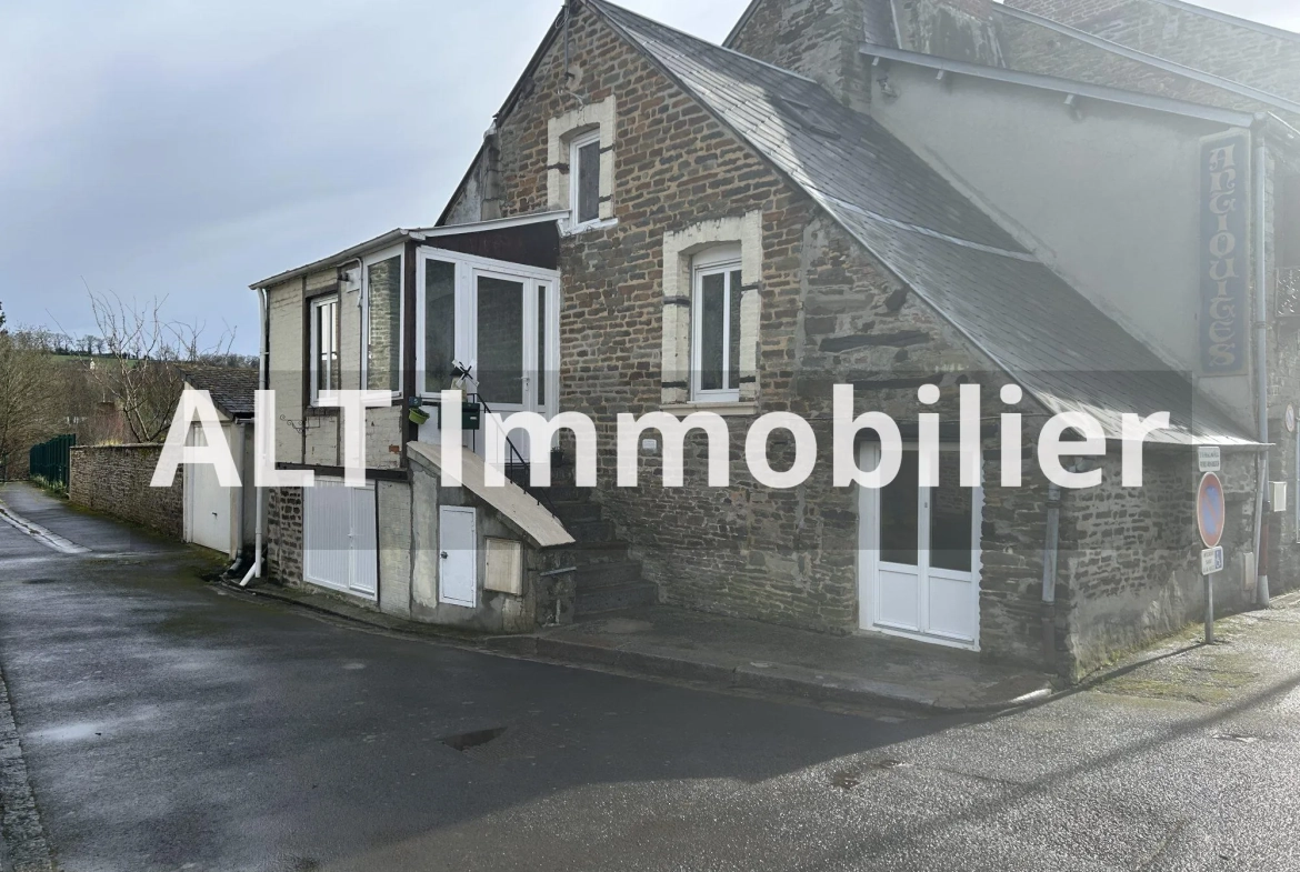 Maison à vendre à Condé-en-Normandie - 2 pièces, 42 m² avec travaux à prévoir 