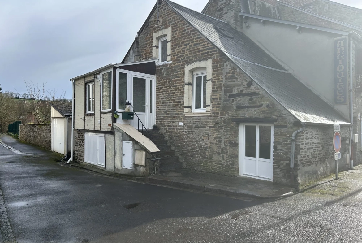 Maison à vendre à Condé-en-Normandie - 2 pièces, 42 m² avec travaux à prévoir 