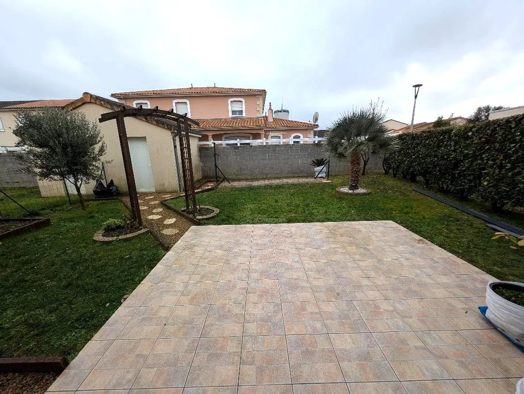 Maison à Buxerolles de 99 m² avec jardin, 3 chambres et garage 