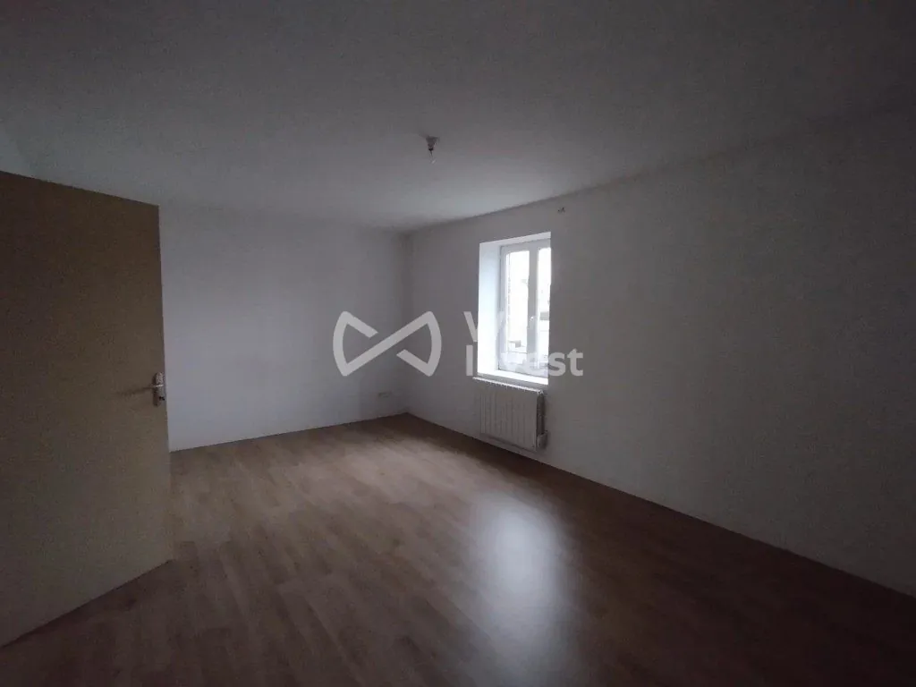 Ensemble immobilier à rénover de 3 maisons à Fourmies - Potentiel à exploiter 