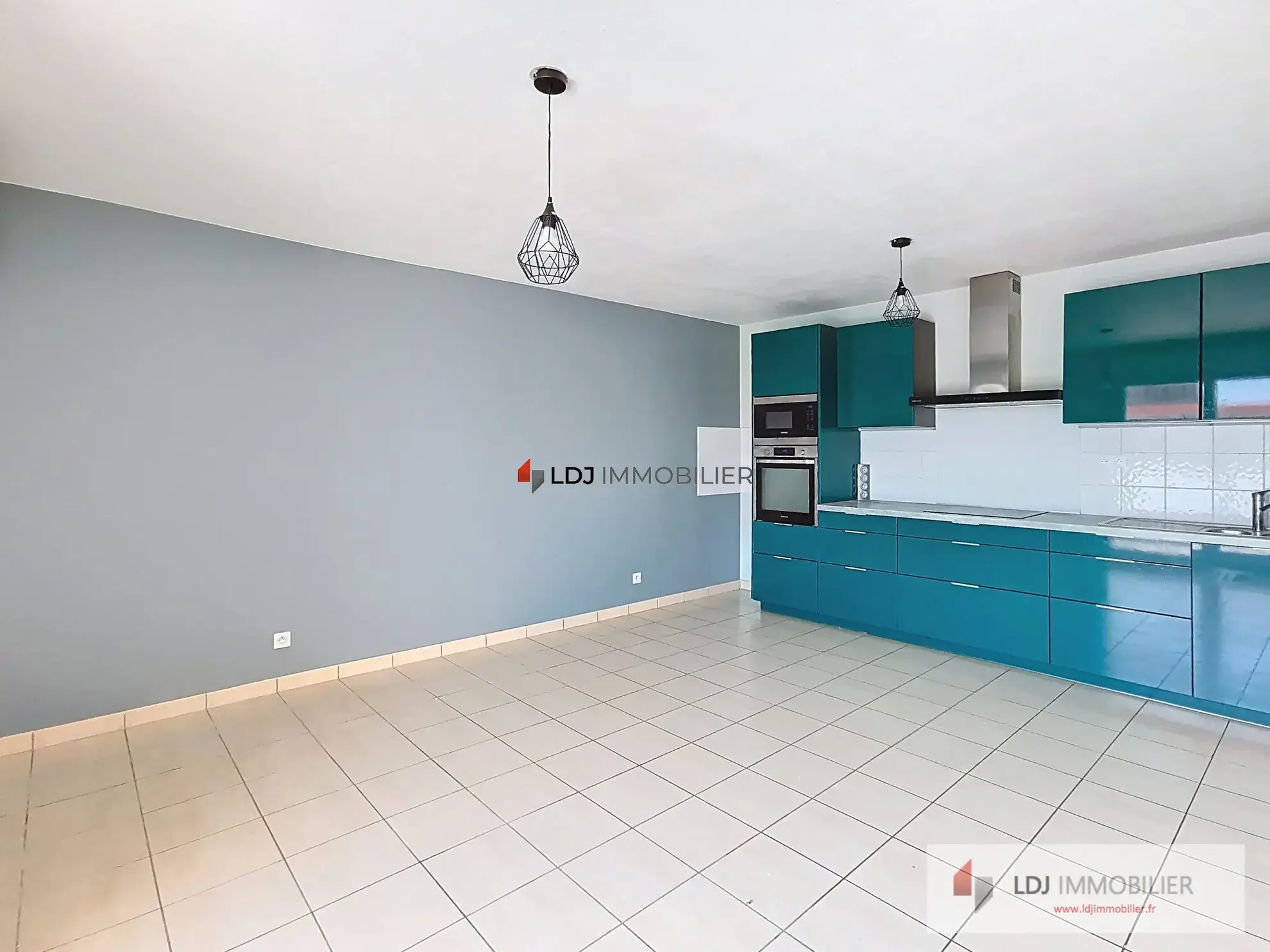 Appartement T3 avec terrasse et garage à Perpignan 