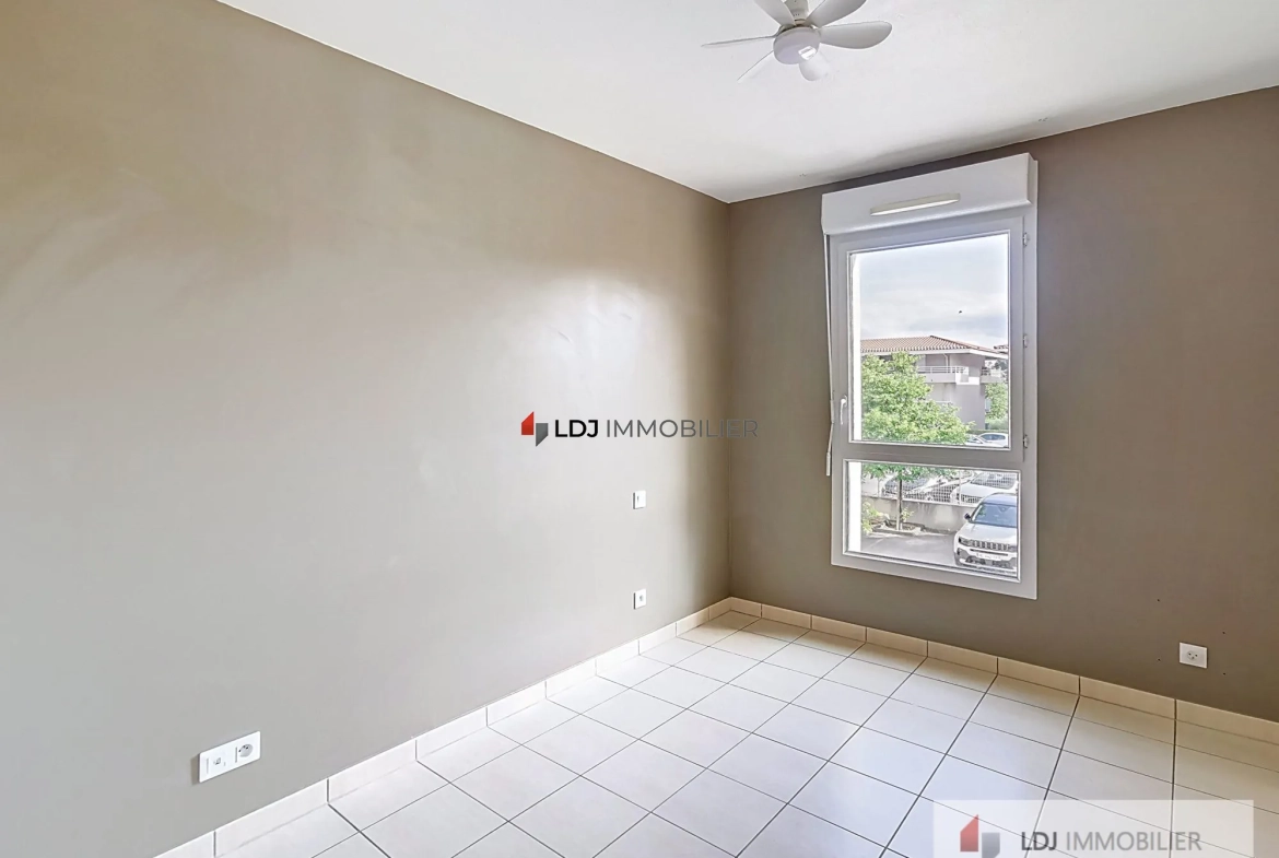 Appartement T3 avec terrasse et garage à Perpignan 