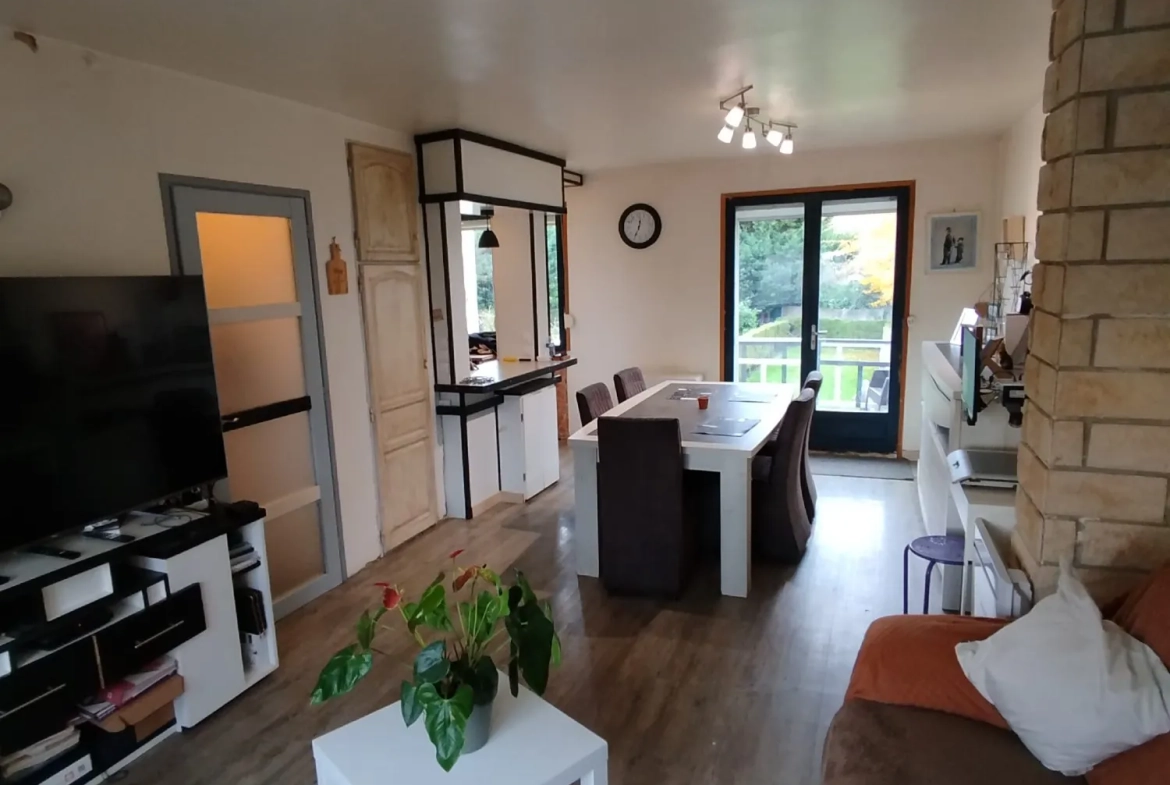 Maison à vendre à Houplines - 70m² avec jardin et parking 