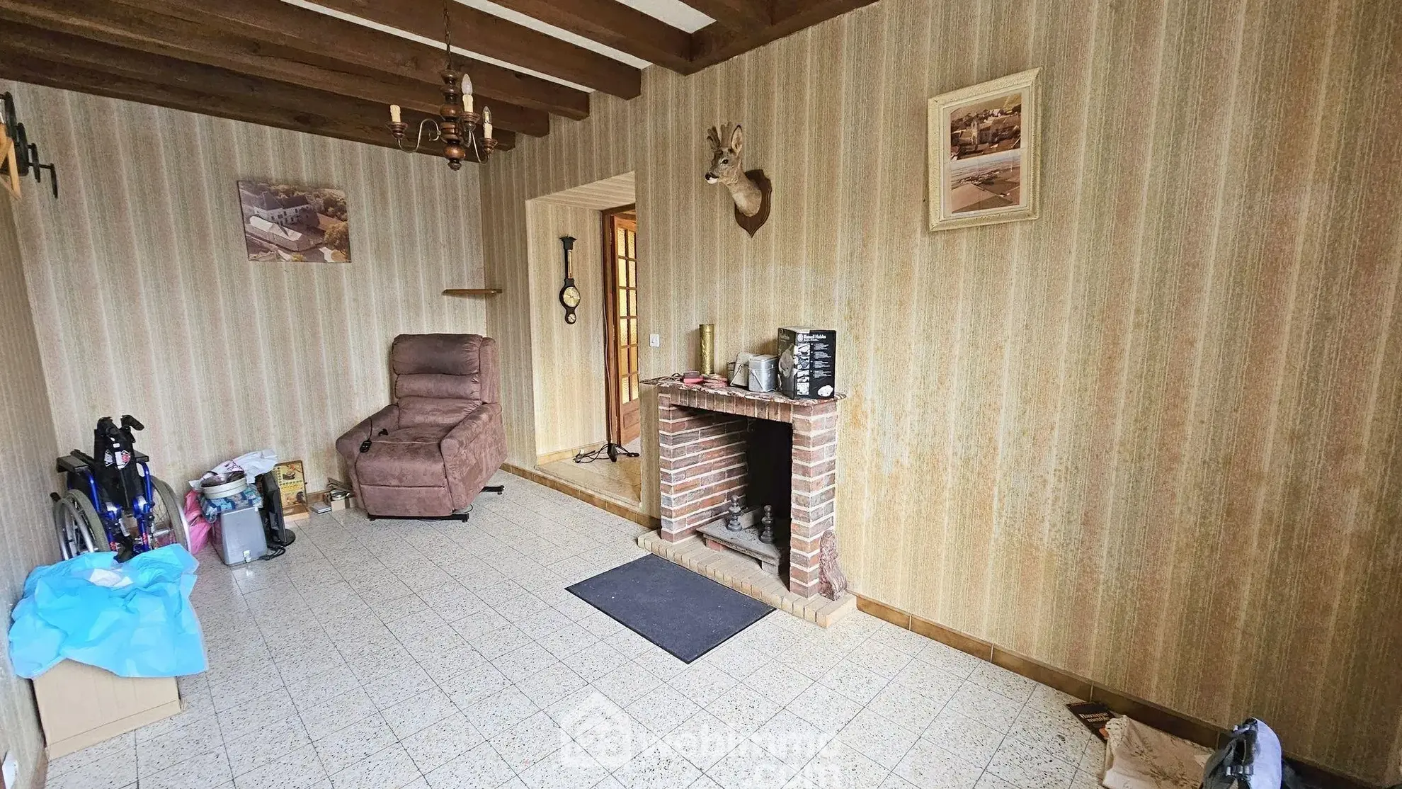 Ancienne ferme à rénover de 264 m² avec dépendances à La Chapelle-la-Reine 