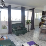 Appartement de 99 m² à Bihorel avec 3 chambres, résidence sécurisée et parking