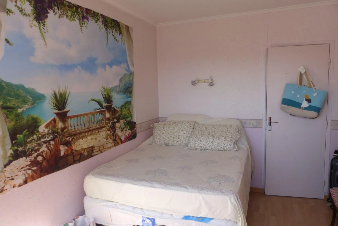 Appartement de 99 m² à Bihorel avec 3 chambres, résidence sécurisée et parking 