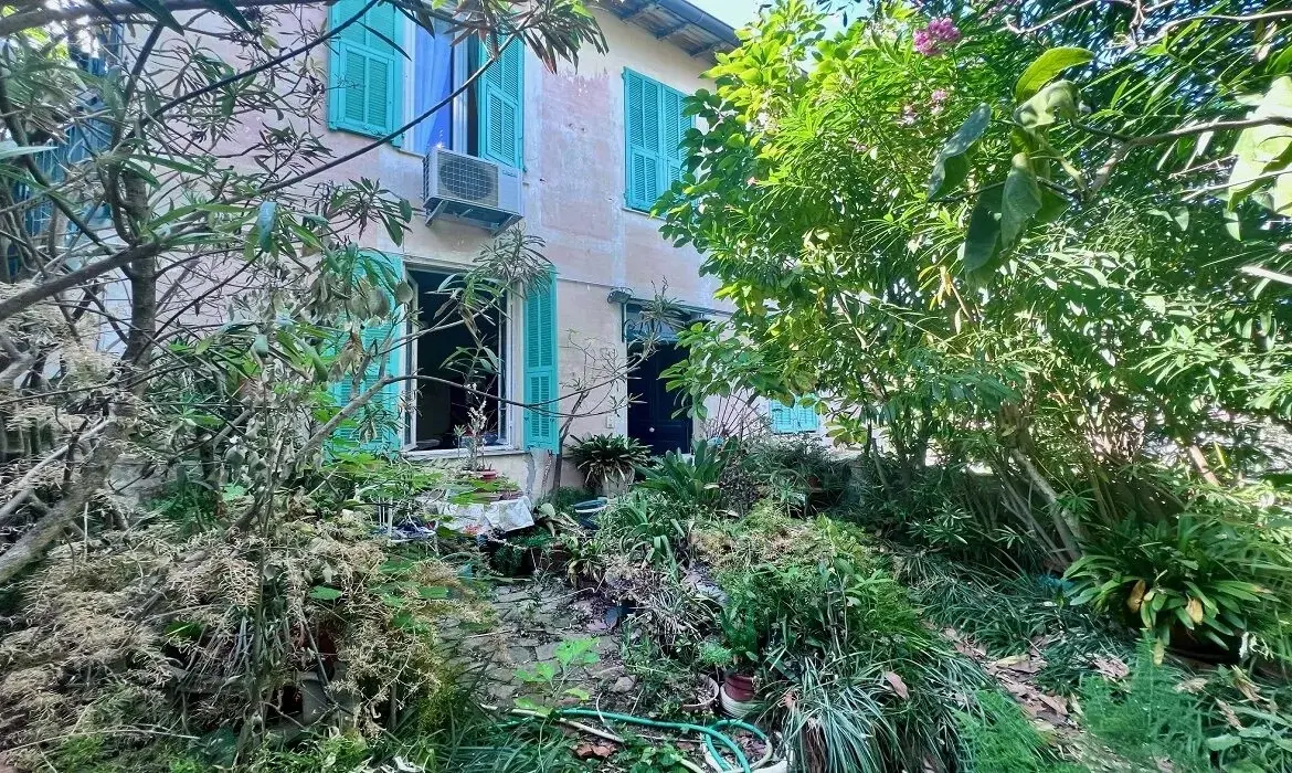 Appartement 3 pièces à Nice dans le quartier Bellet avec vue dégagée 