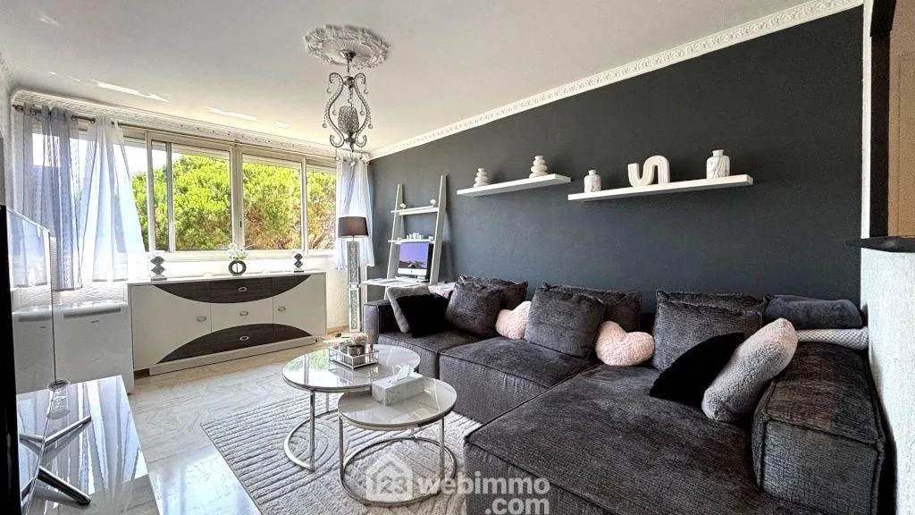 Appartement 3 pièces de 71 m² au Cannet avec parking et cave 