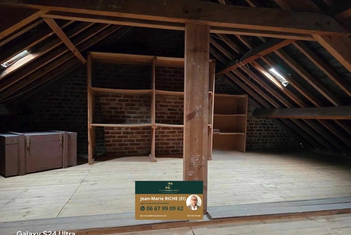 Maison semi-individuelle à vendre à Berlaimont avec jardin et garage 