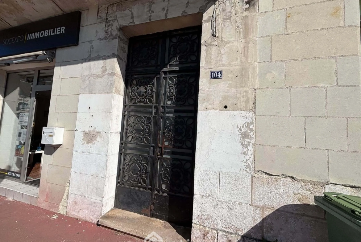 Appartement à vendre de 65 m² en hypercentre de Châtellerault – Investissement ou résidence principale 