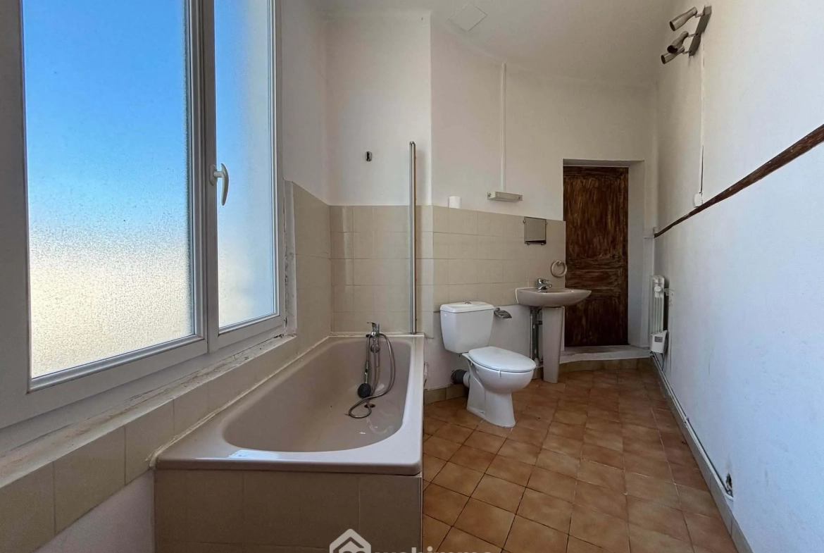 Appartement à vendre de 65 m² en hypercentre de Châtellerault – Investissement ou résidence principale 